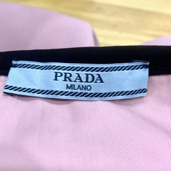 Prada Pink Pocket Trim A-Line Skirt Sz 40 Made In Italy With Black Waistband & B - Picture 3 of 6